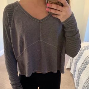urban outfitters grey sweater shirt